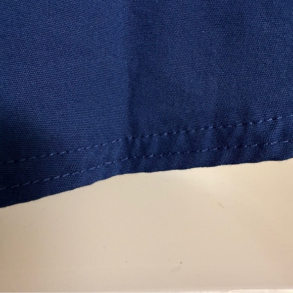 SCRUBSTAR Women's V-Neck Scrub Top Navy Blue Size Medium 3 Front Pockets Fitted - Picture 10 of 10